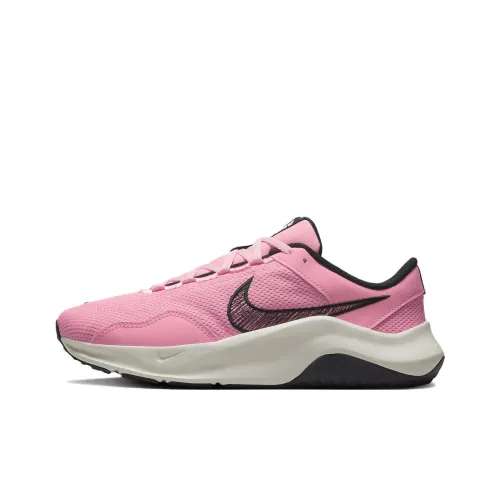 Nike Women's Legend Essential 3 Next Nature 'Coral Chalk'