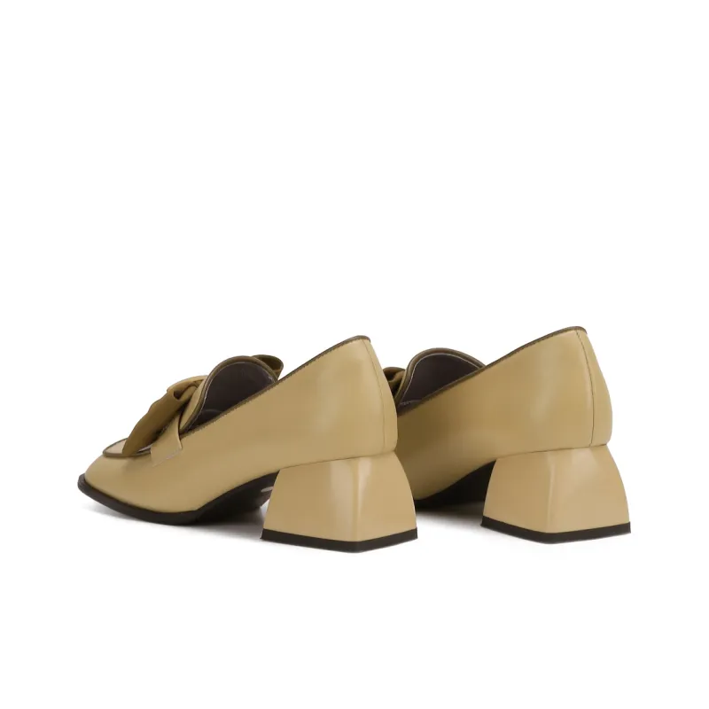 VEDULLAR Loafers Women's Low Top Apricot/Black-2