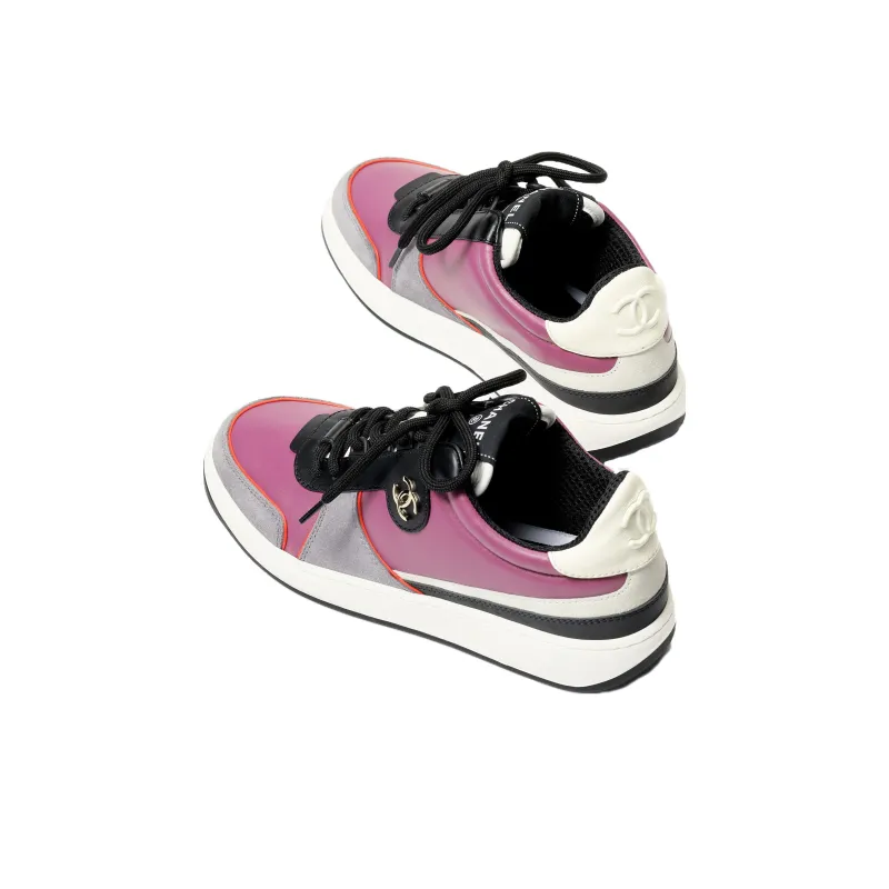 CHANEL Low-Top Casual Shoes Unisex Dark Pink-3