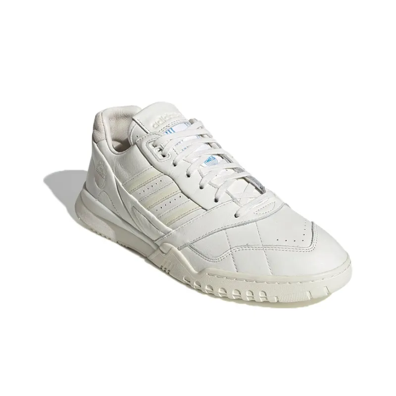 Adidas A.R. Trainer Off White-2