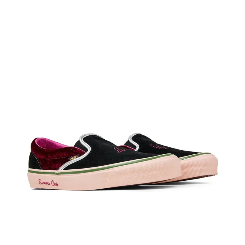 Vans Feature X Classic Slip On 'Sinners Club'-3