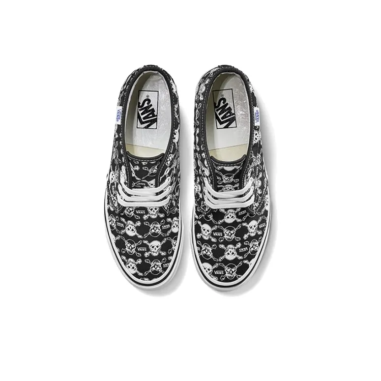 Vans Chukka 49 Dx 'Anaheim Factory Black Skulls'-3