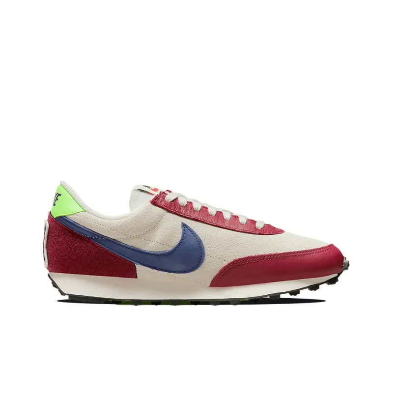 Nike Daybreak Pomegranate Patch Women's-1