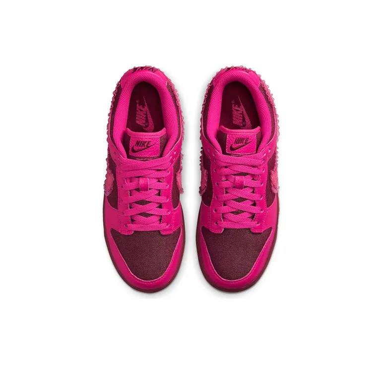 Nike Dunk Low Valentine's Day 2022 Women's-3