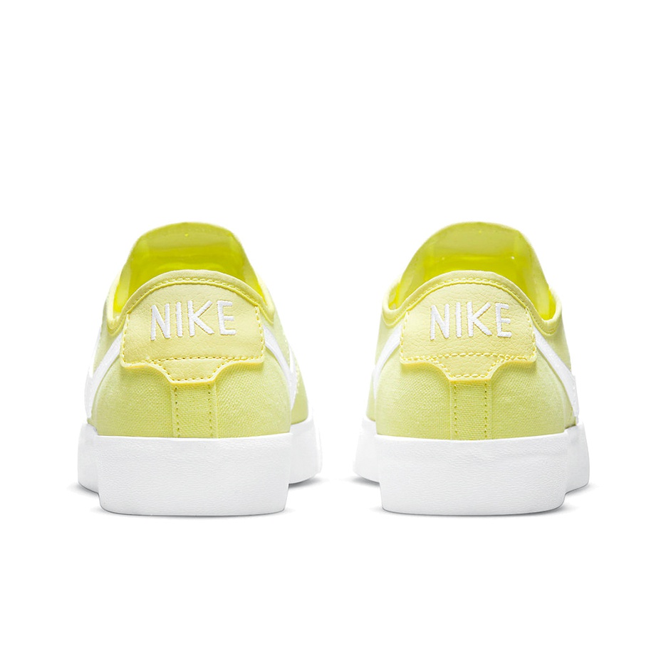 スニーカー Nike SB Blazer Court Light Citron NIKE SB BLAZER COURT WHITE-BLACK-WHITE-BLACK SZ 14 [CV1658