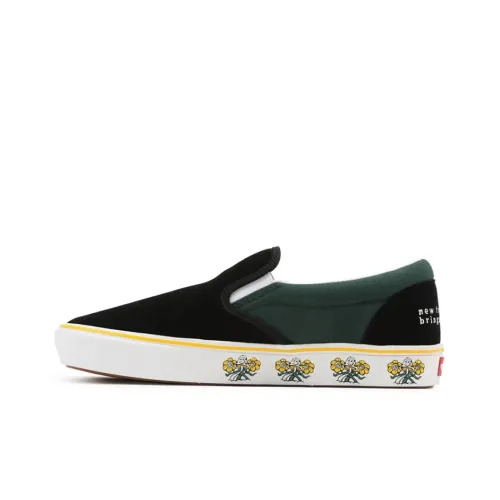 Vans Comfycush Slip On 'Trip Ouoors' Sneakers
