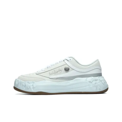 FILA FM-15 Skateboard Shoes Men Low-Top FILA White