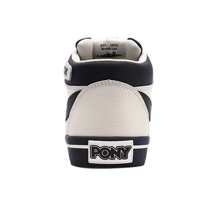 Pony Atop Skateboarding 'White Black'-4
