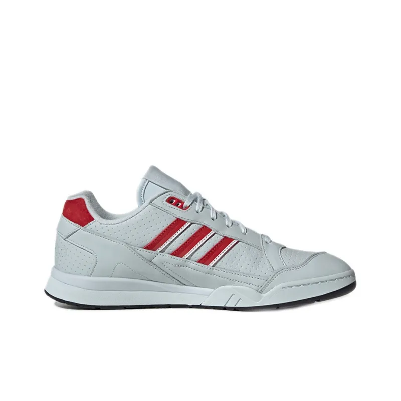 Adidas A.R. Trainer Blue Tint-1