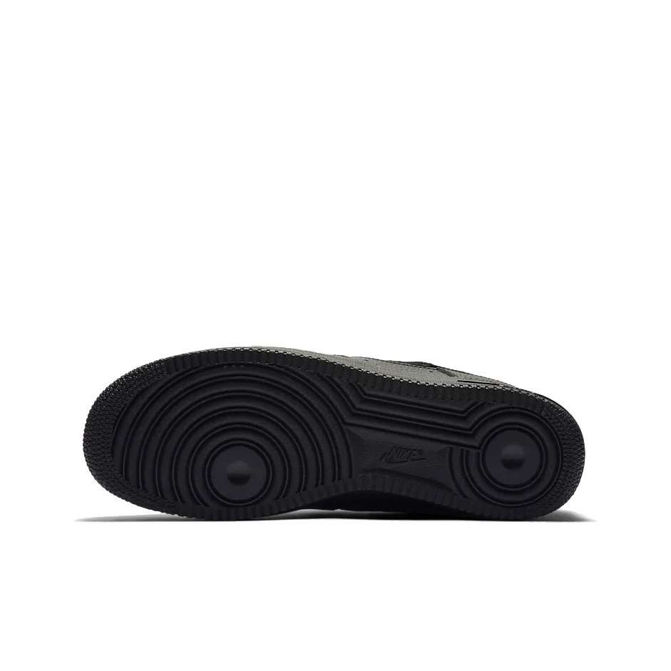 公式正規品!★NIKE AIR FORCE 1 UTILITY BLACK LIGHT SMOKE GREY Nike Air Force 1 LV8 Smoke Grey for Sale | Authenticity