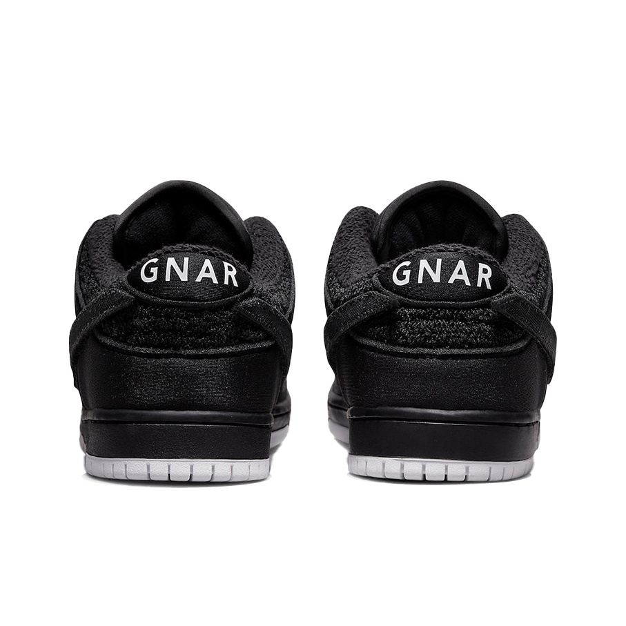 Nike Gnarhunters X Dunk Low SB Black US W 5.5