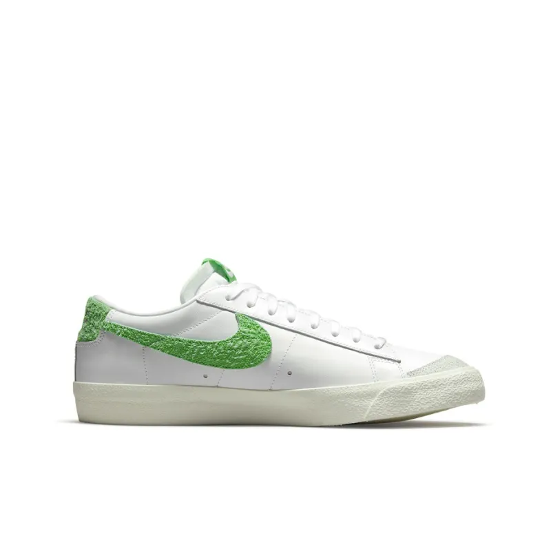 Nike Blazer Low Soccer-1