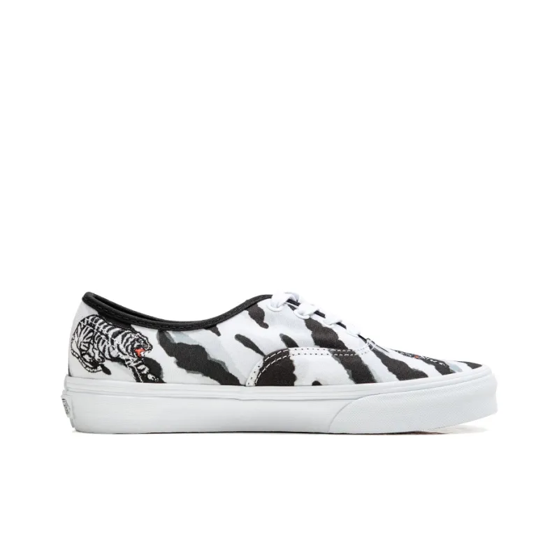 Vans Unisex Authentic Low Top Sneakers Black/White-1