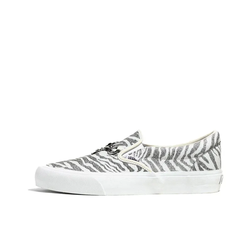 Vans Needles X Vault Classic Slip On V 'Animal Print White'-0