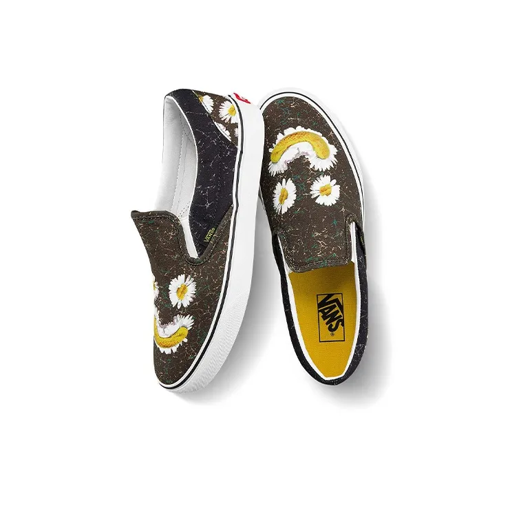 Vans Slip On Low Top Canvas Shoes Black/Green-3