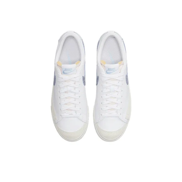 Nike Blazer Low '77 Platform Women's-3