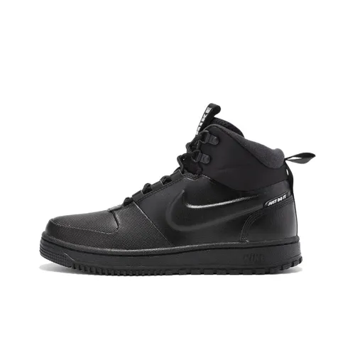 Nike Path WNTR Black