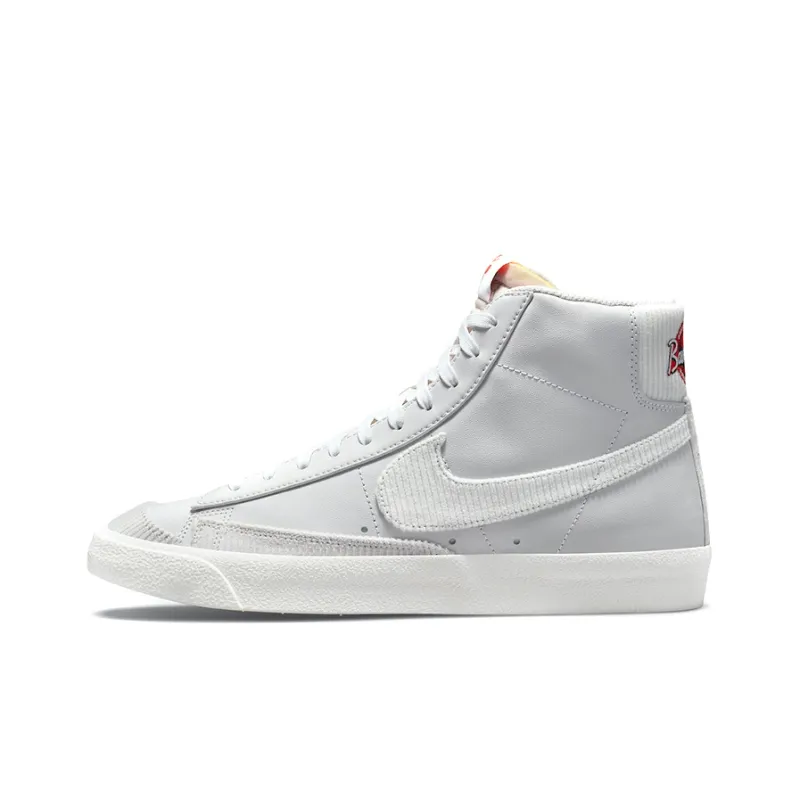 Nike Blazer Mid '77 Emb 'Vast Grey'-0