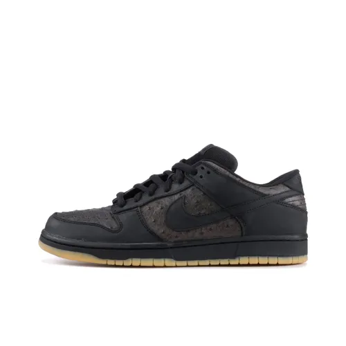 Nike SB Dunk Low Ostrich