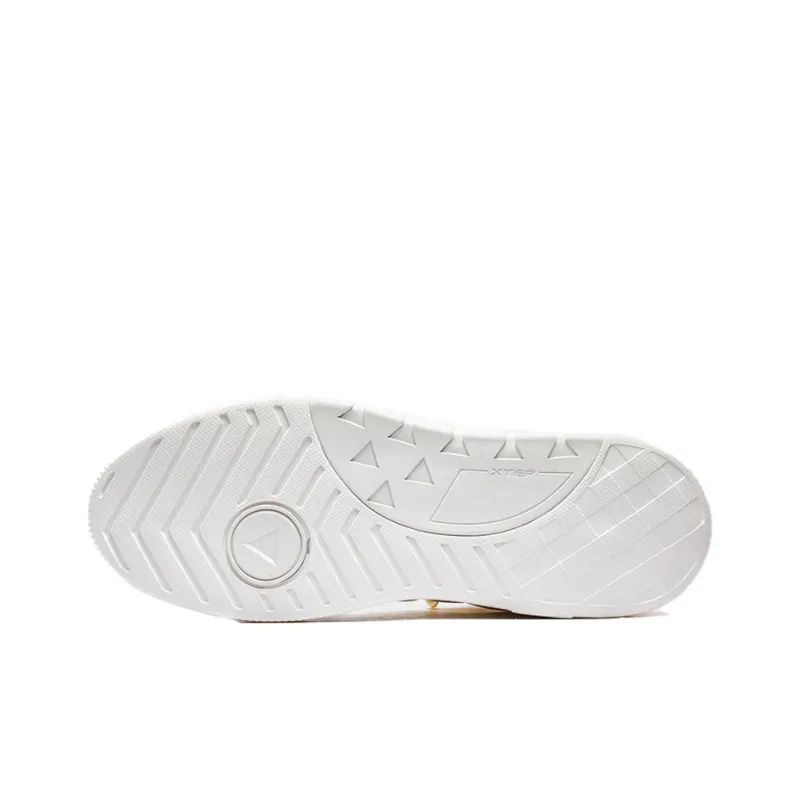 XTEP Coverage Slip Resistant High Top Skateboard Shoes Men's White-4