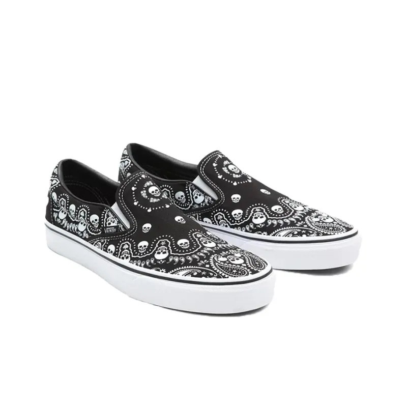 Vans Classic Slip On Skull Bandana Print Black White-2