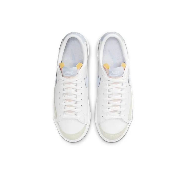 Nike Blazer Low Ghost Women's-3