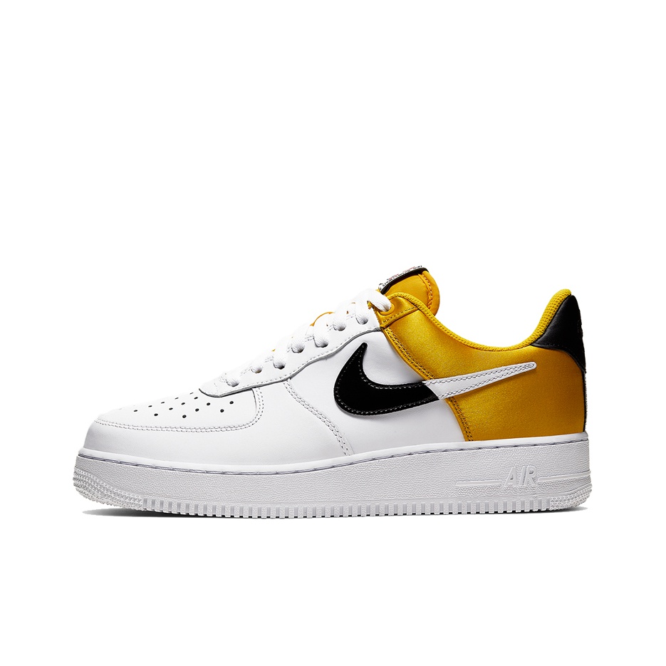 Nike satin air force 1 hotsell