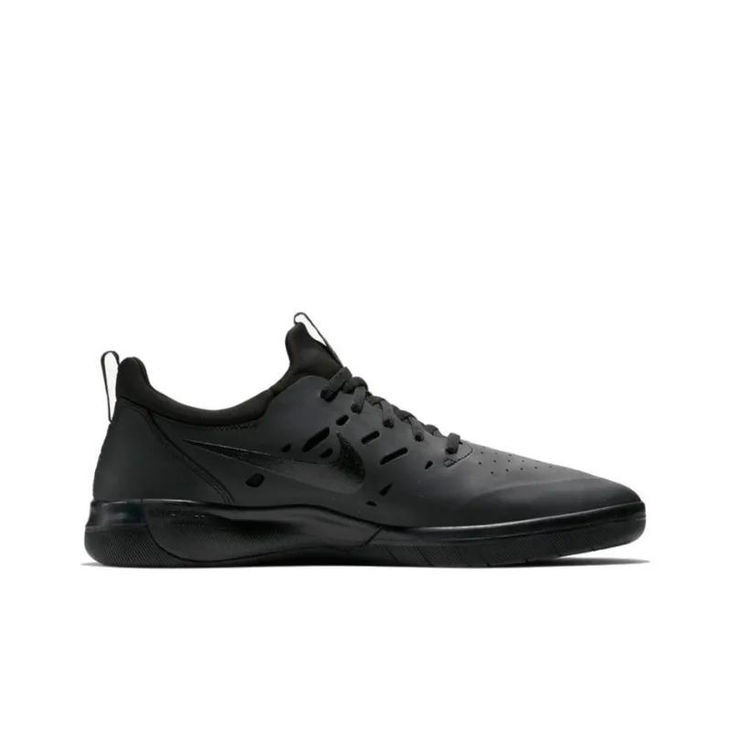 Nike Sb Nyjah Free Triple Black-1
