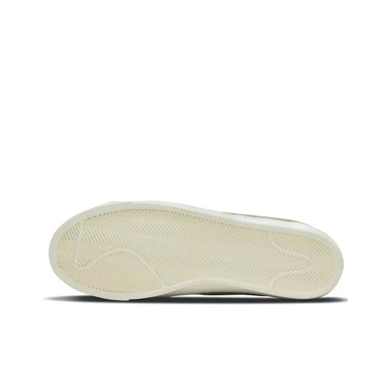 Nike Blazer Low '77 Premium Coconut Milk-5