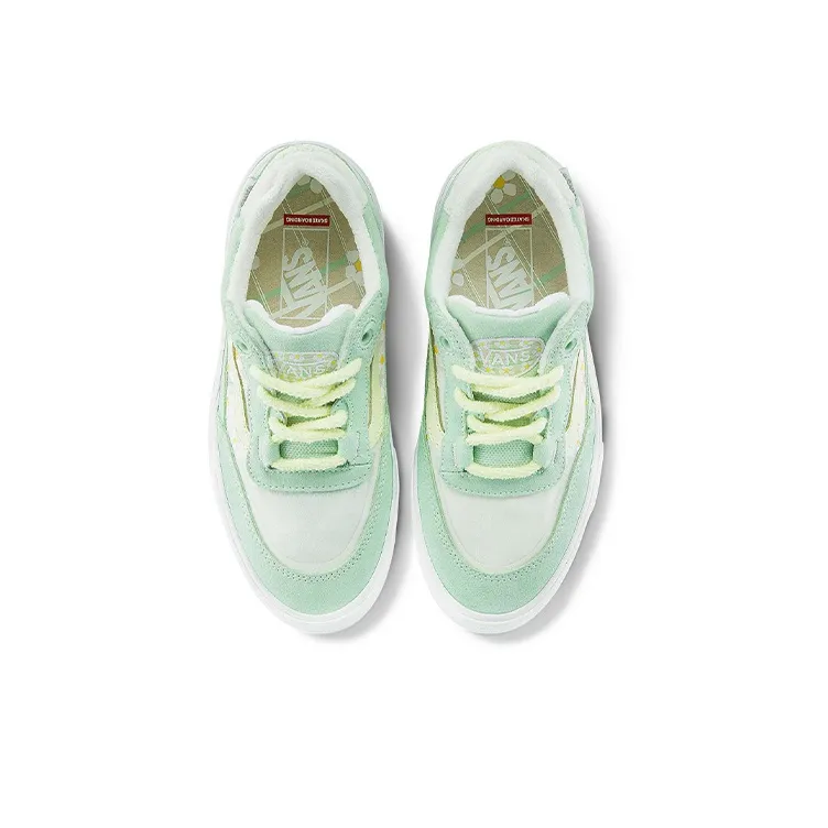 Vans Wayvee Brighton Zeuner-2