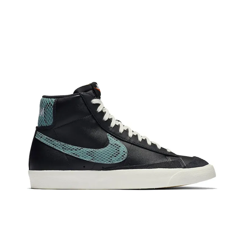 Nike Blazer Mid VNTG Snakeskin Swoosh-1