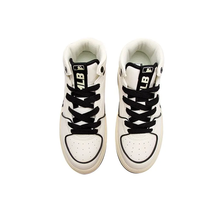 MLB Chunky Liner High New York Yankees High Top Skateboard Shoes Unisex White-3