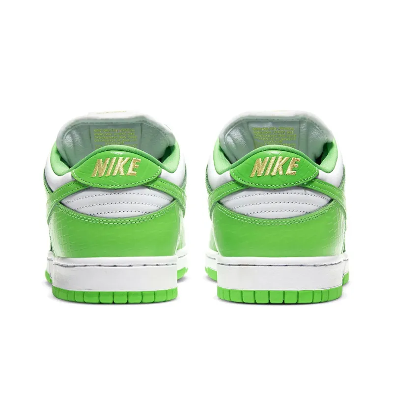 Nike SB Dunk Low Supreme Stars Mean Green 2021-3