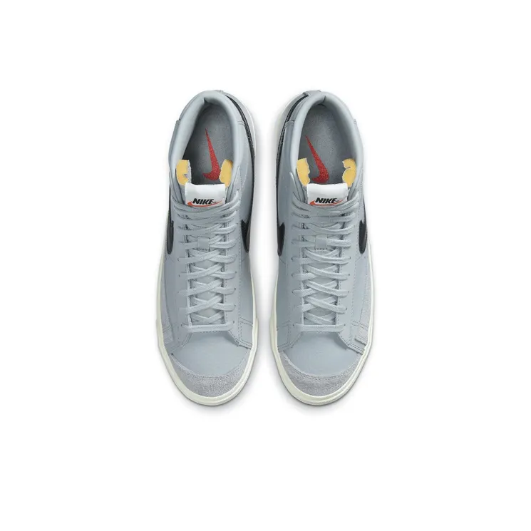 Nike Blazer Mid '77 Vintage 'Light Smoke Grey Black'-3