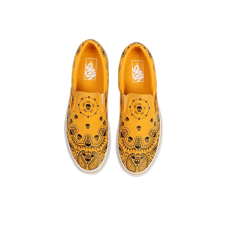 Vans Classic Slip On 'Bandana Saffron'-2