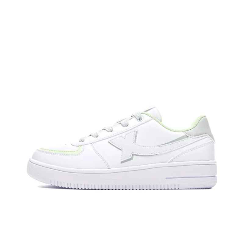 XTEP Low Top Skateboard Shoes Women's White Green-0