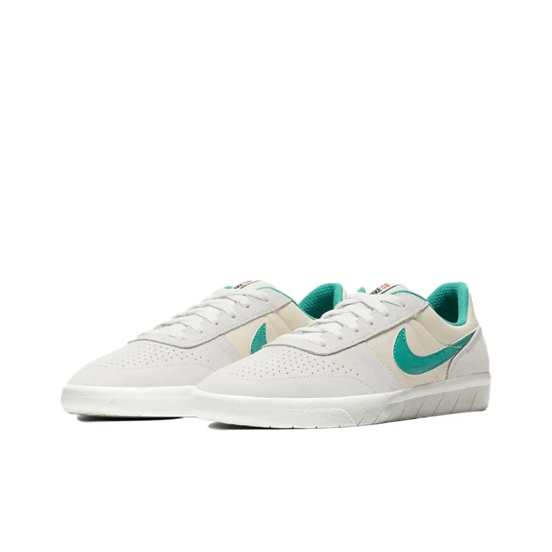 Nike Team Classic Sb 'Photon Dust Green'-2