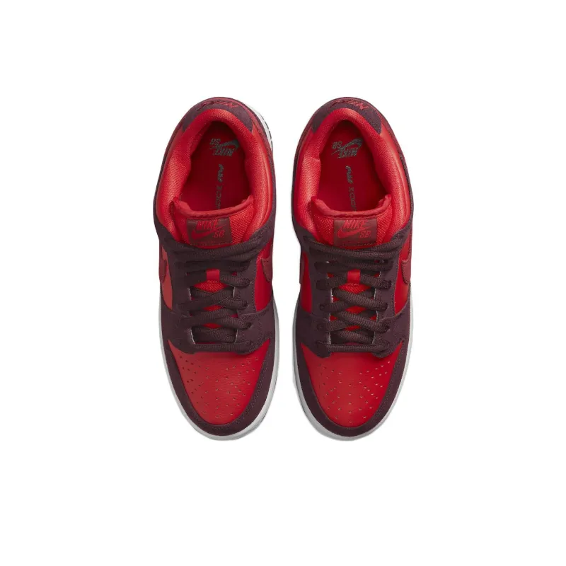 Nike Sb Dunk Low Cherry-3