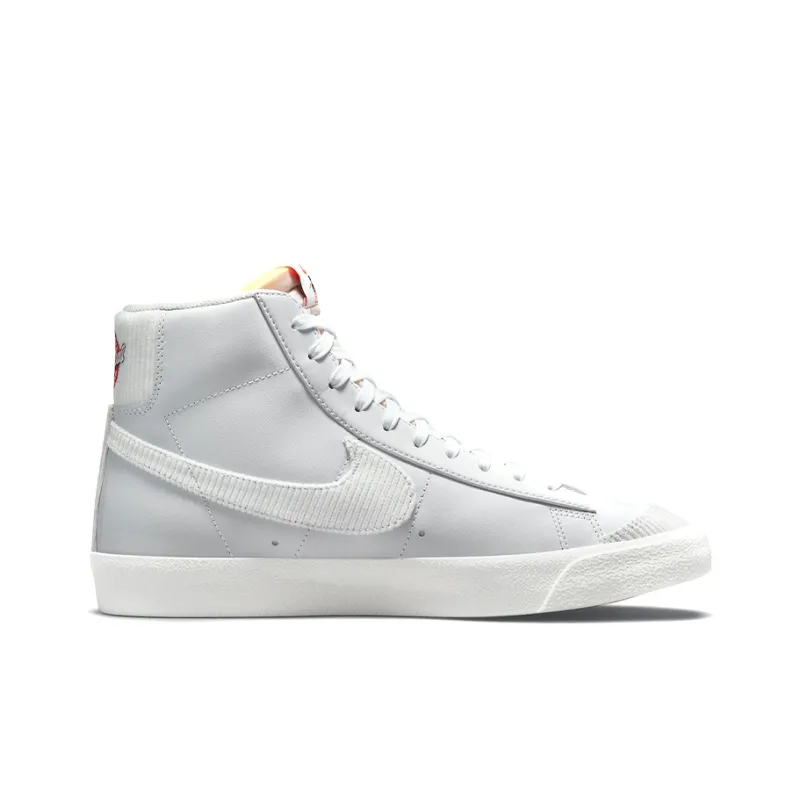 Nike Blazer Mid '77 Emb 'Vast Grey'-1