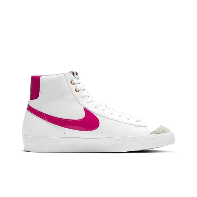 Nike Blazer Mid World Tour-1
