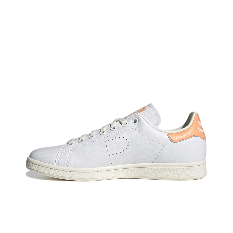 Adidas stan smith shops perforated