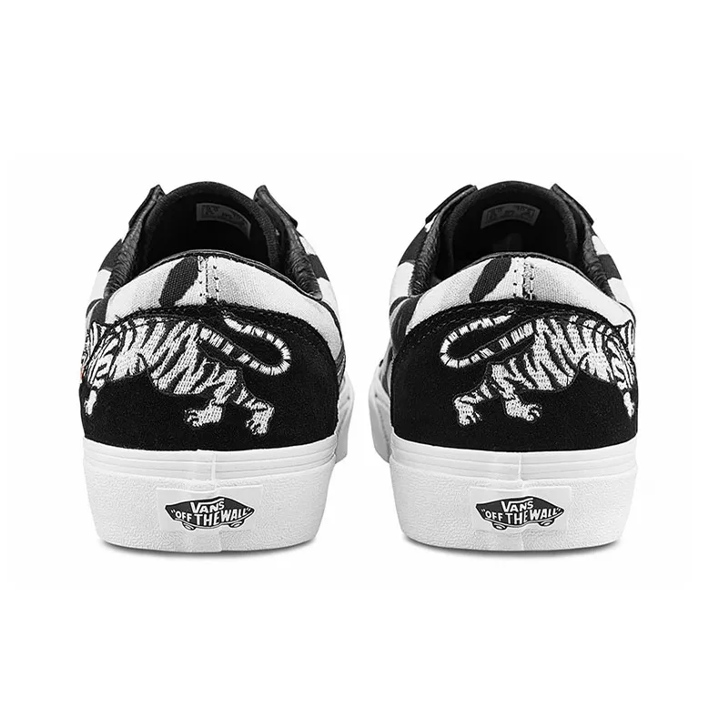 Vans Unisex Style 36 Low Top Sneakers Black/White-4