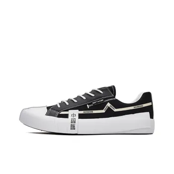 Erke China Fortune Blessing Wear Resistant Low Top Skateboard Shoes Women's Black White