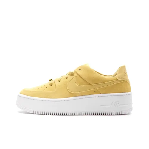 Nike Air Force 1 Sage Low Celery Women's