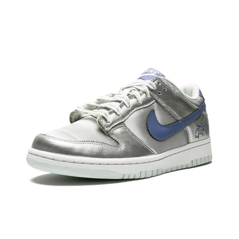 Nike Dunk Low 'Metallic Silver Floral' GS-1