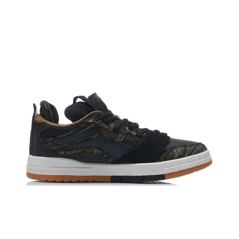 LiNing Wei Wu PRO Slip Resistant, Abrasion Resistant, Lightweight Low Top Skateboard Shoes Men's Black-1