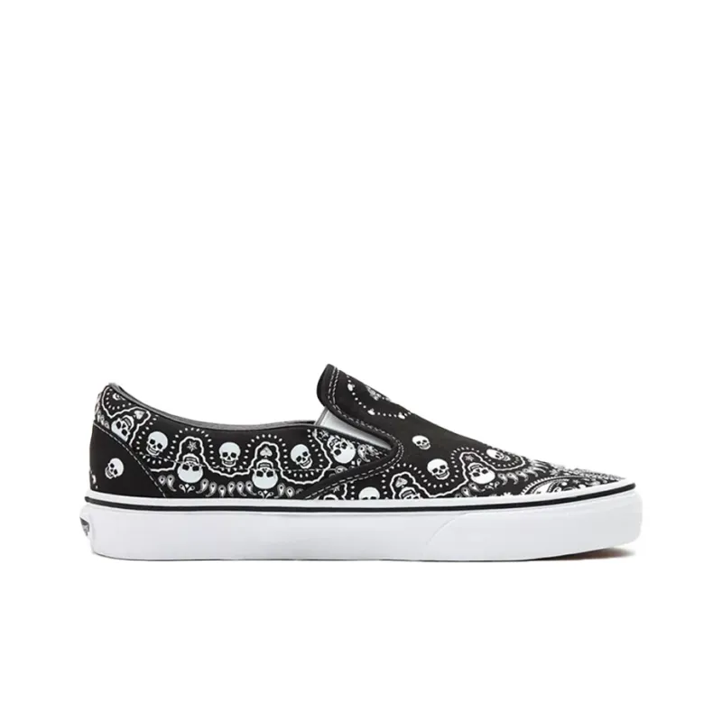 Vans Classic Slip On Skull Bandana Print Black White-1