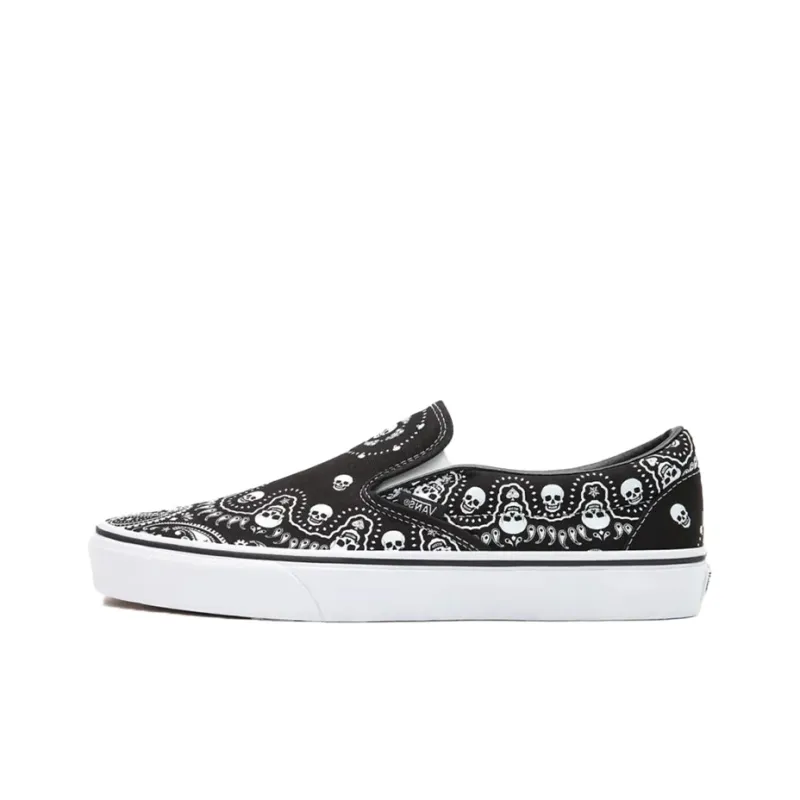Vans Classic Slip On Skull Bandana Print Black White-0
