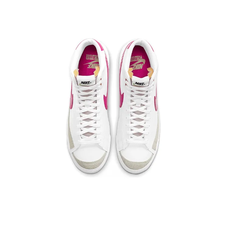 Nike Blazer Mid World Tour-3