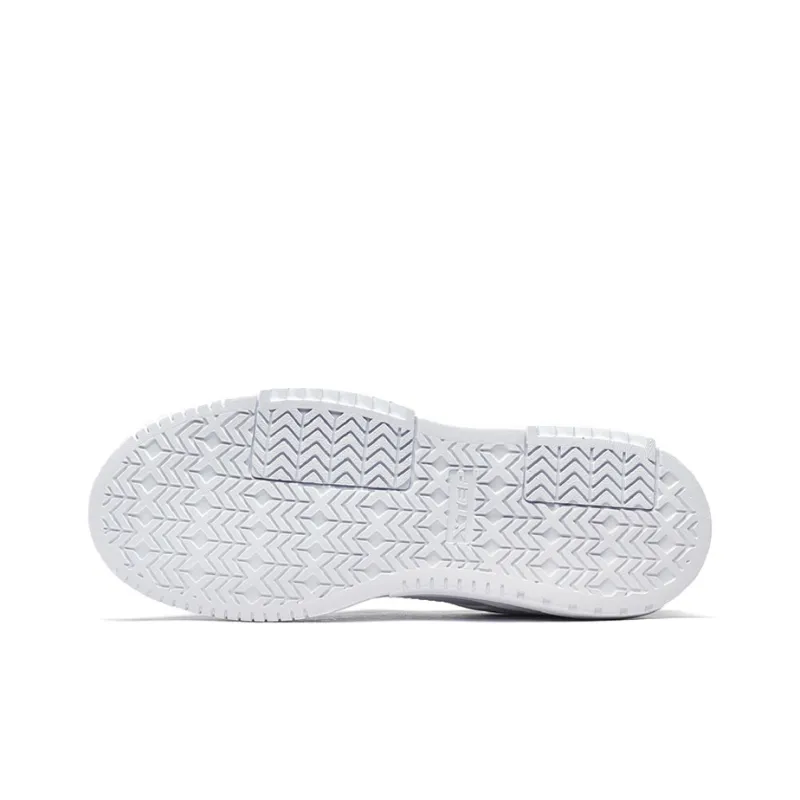 XTEP Skateboard Shoes Women's Low Top White-3